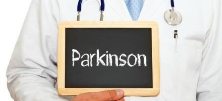 Chorzy na Parkinsona nie ustają w walce o leczenie późnej fazy