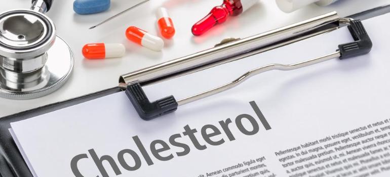 Badanie związku między wysokim poziomem cholesterolu a zdrowiem ścięgien